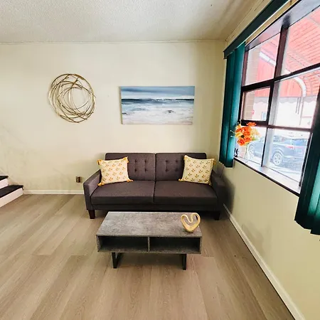 Cozy Corner Home Stay